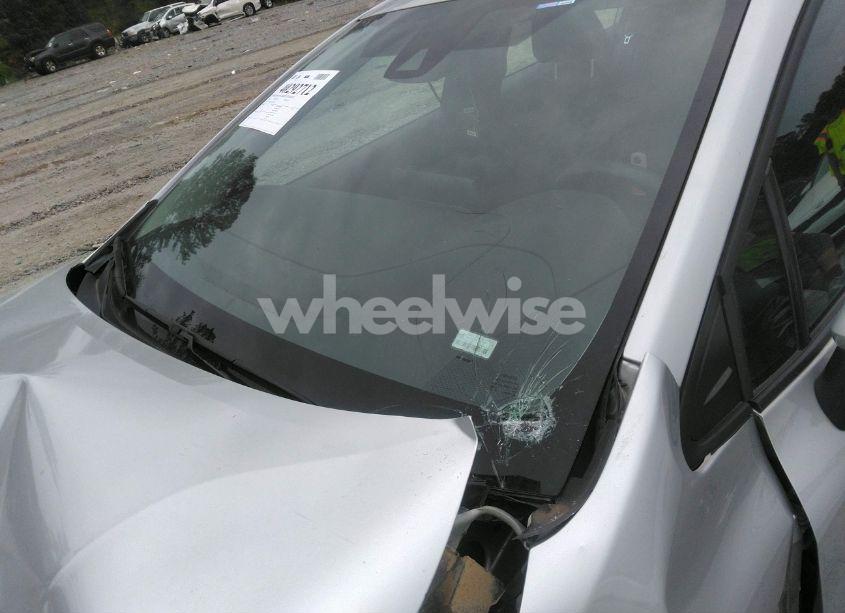 Photo 18 of 2022 Toyota Corolla LE (VIN 5YFEPMAEXNP326873)