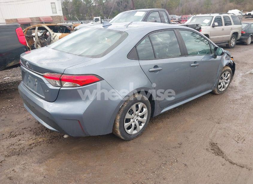 Photo 4 of 2022 Toyota Corolla LE (VIN 5YFEPMAEXNP341017)