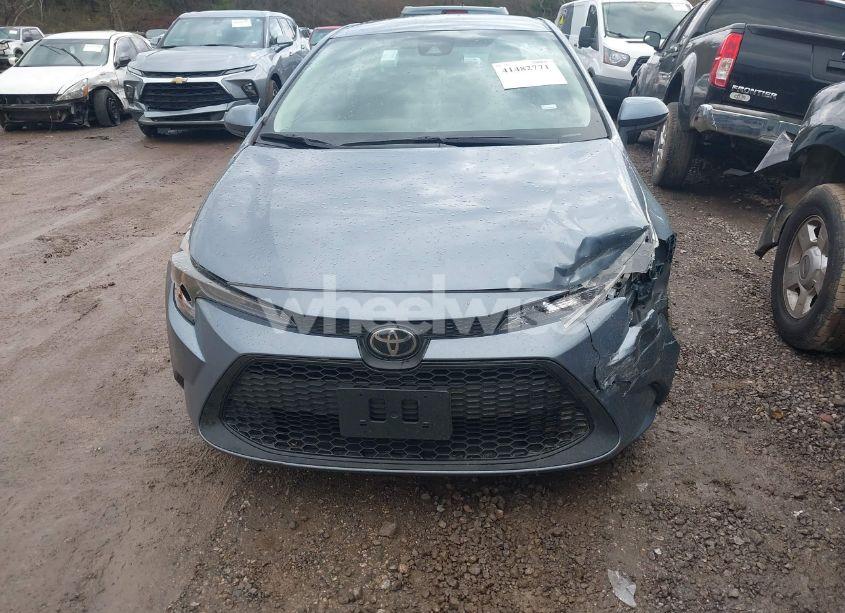 Photo 6 of 2022 Toyota Corolla LE (VIN 5YFEPMAEXNP341017)