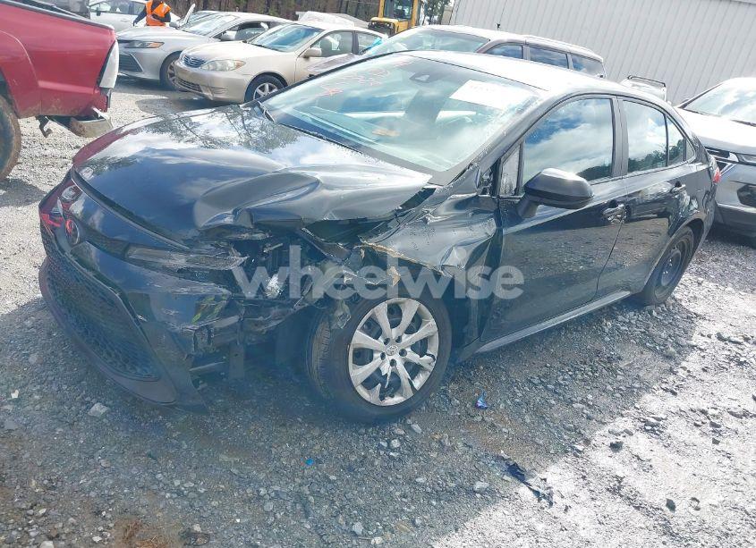 Photo 2 of 2022 Toyota Corolla LE (VIN 5YFEPMAEXNP342734)