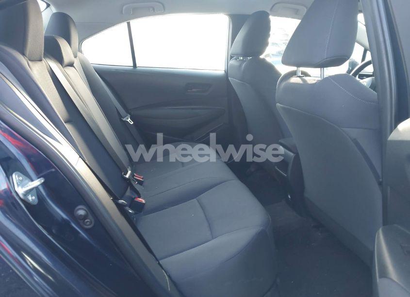 Photo 8 of 2022 Toyota Corolla LE (VIN 5YFEPMAEXNP354138)