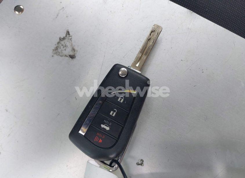 Photo 11 of 2022 Toyota Corolla LE (VIN 5YFEPMAEXNP358481)