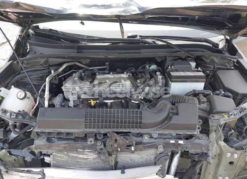 Photo 10 of 2022 Toyota Corolla LE (VIN 5YFEPMAEXNP371201)