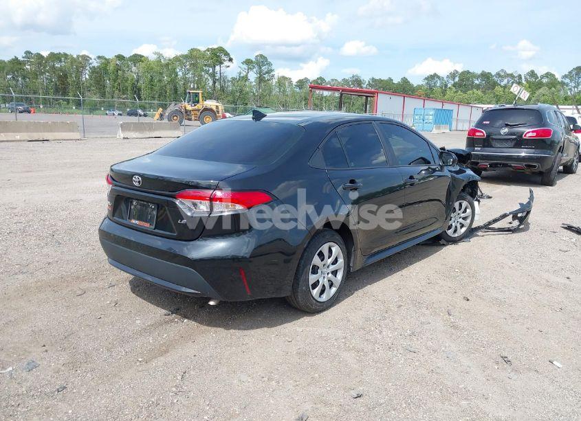 Photo 4 of 2022 Toyota Corolla LE (VIN 5YFEPMAEXNP371201)