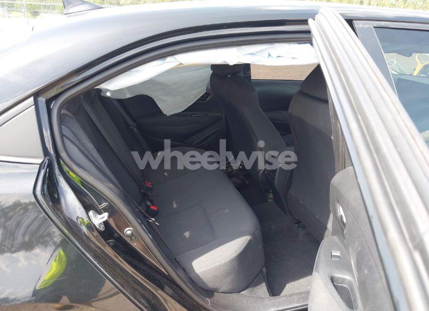 Photo 8 of 2022 Toyota Corolla LE (VIN 5YFEPMAEXNP371201)