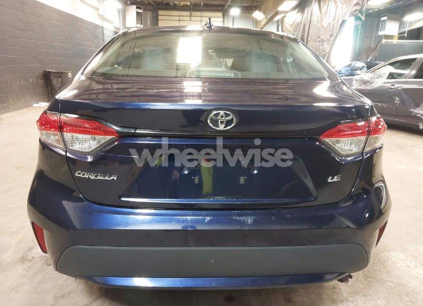 Photo 16 of 2022 Toyota Corolla LE (VIN 5YFEPMAEXNP376740)