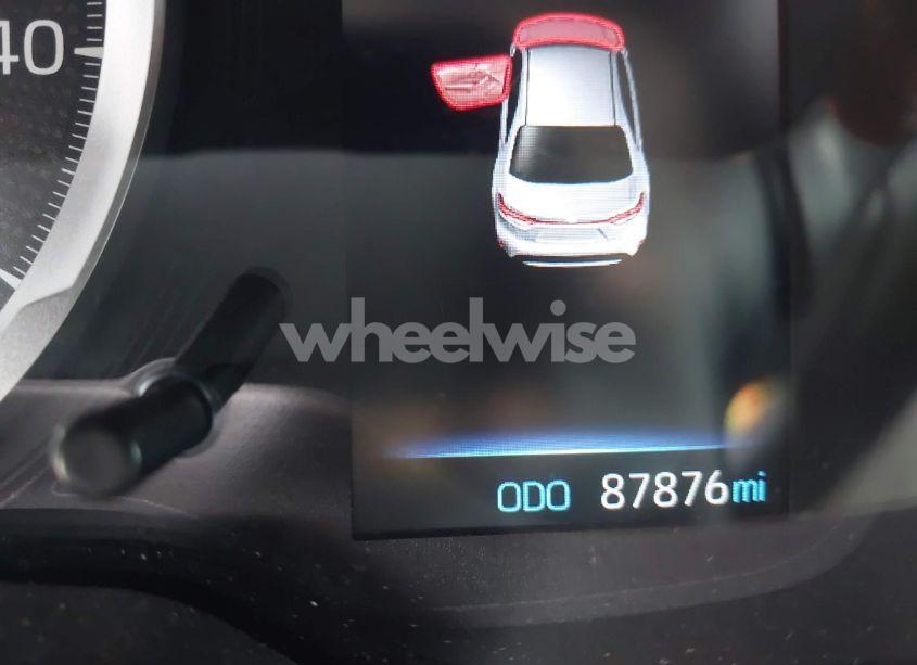 Photo 15 of 2022 Toyota Corolla LE (VIN 5YFEPMAEXNP384563)