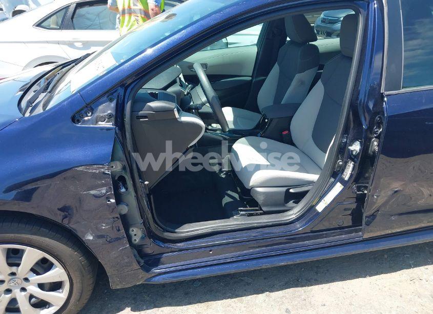 Photo 6 of 2020 Toyota Corolla LE (VIN 5YFEPRAE0LP004074)