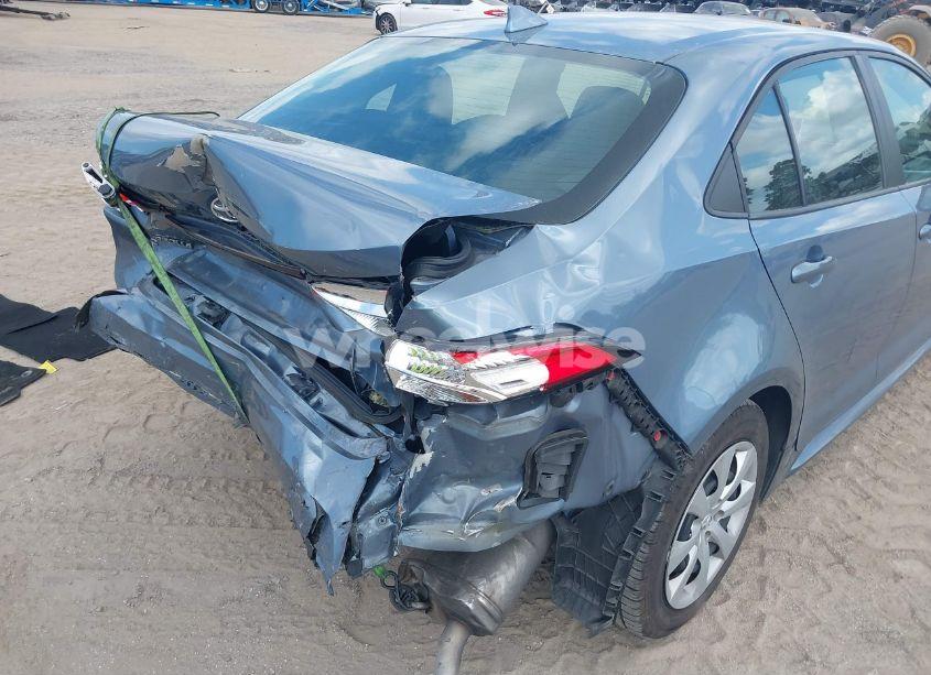 Photo 6 of 2020 Toyota Corolla LE (VIN 5YFEPRAE0LP034885)