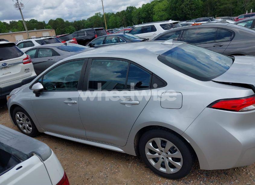 Photo 13 of 2020 Toyota Corolla LE (VIN 5YFEPRAE0LP050018)