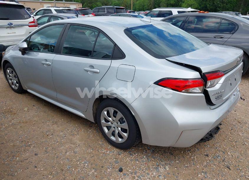 Photo 3 of 2020 Toyota Corolla LE (VIN 5YFEPRAE0LP050018)