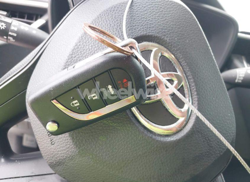 Photo 11 of 2020 Toyota Corolla LE (VIN 5YFEPRAE0LP072309)