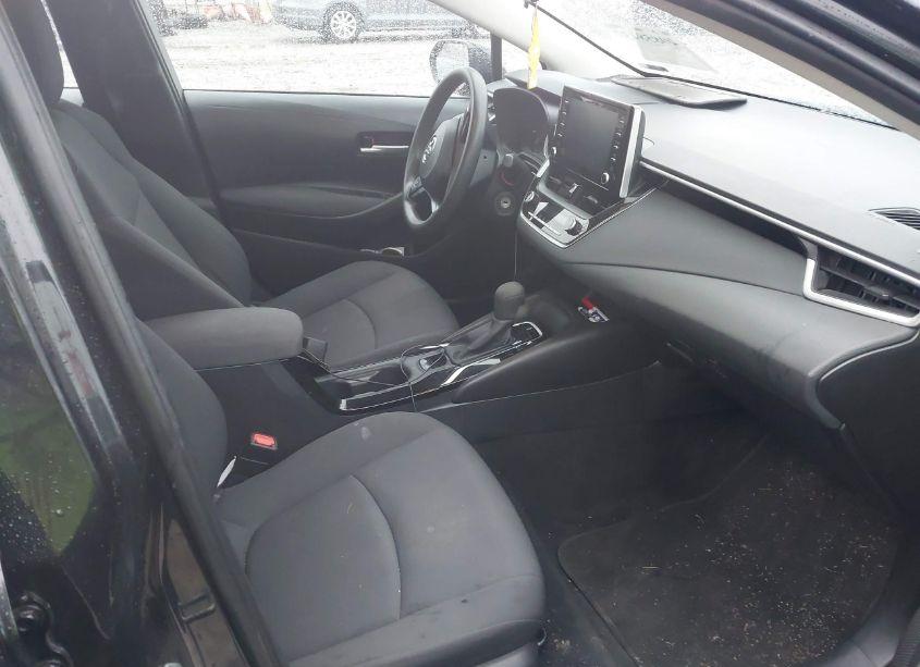 Photo 5 of 2020 Toyota Corolla LE (VIN 5YFEPRAE0LP077137)