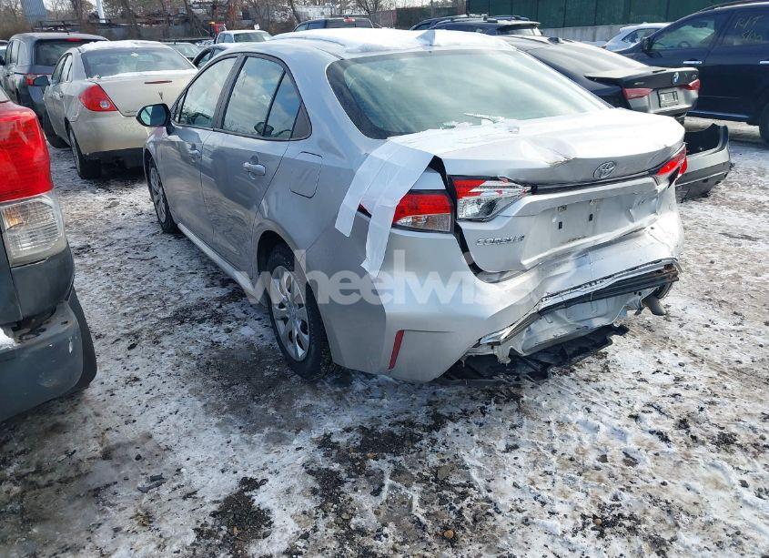 Photo 3 of 2020 Toyota Corolla LE (VIN 5YFEPRAE0LP077400)