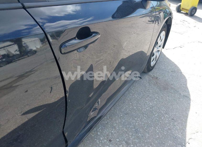 Photo 17 of 2020 Toyota Corolla LE (VIN 5YFEPRAE0LP087506)