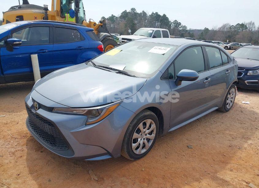Photo 2 of 2020 Toyota Corolla LE (VIN 5YFEPRAE0LP087974)