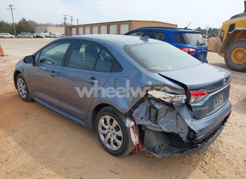 Photo 3 of 2020 Toyota Corolla LE (VIN 5YFEPRAE0LP087974)