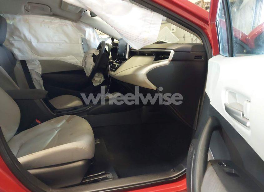 Photo 5 of 2020 Toyota Corolla LE (VIN 5YFEPRAE0LP104837)