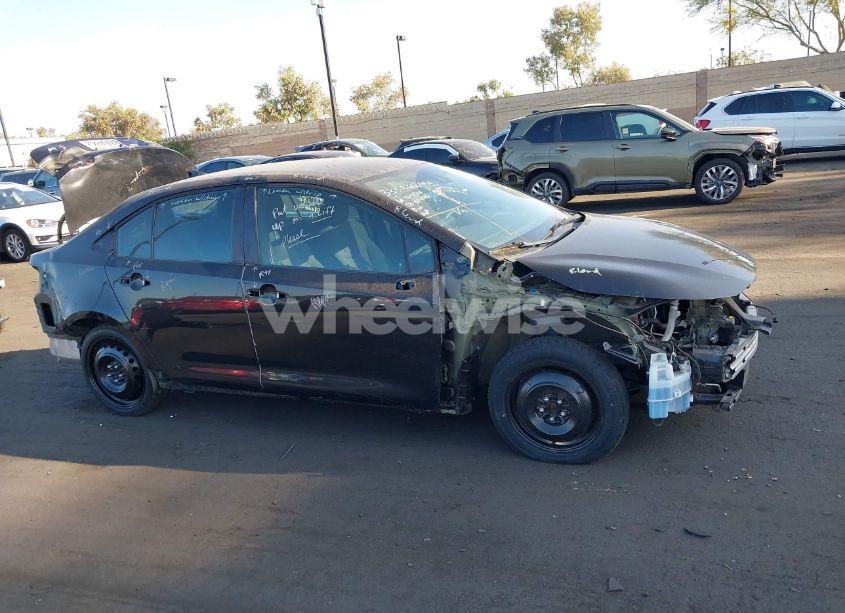 Photo 14 of 2020 Toyota Corolla LE (VIN 5YFEPRAE0LP109200)