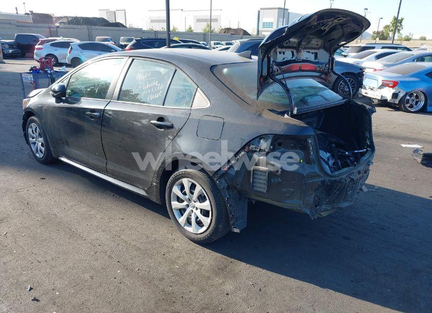 Photo 3 of 2020 Toyota Corolla LE (VIN 5YFEPRAE0LP109200)