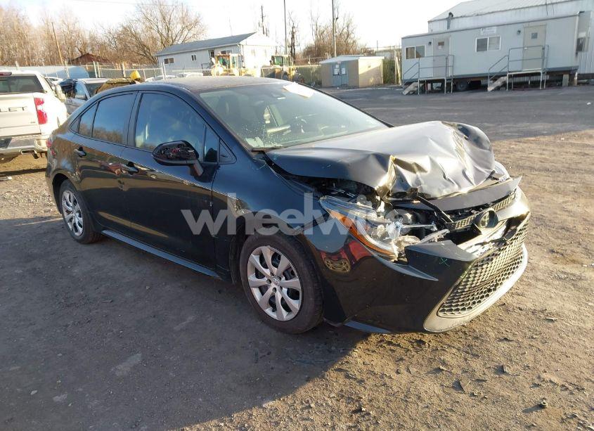 2020 Toyota Corolla LE (VIN 5YFEPRAE0LP110167) main photo