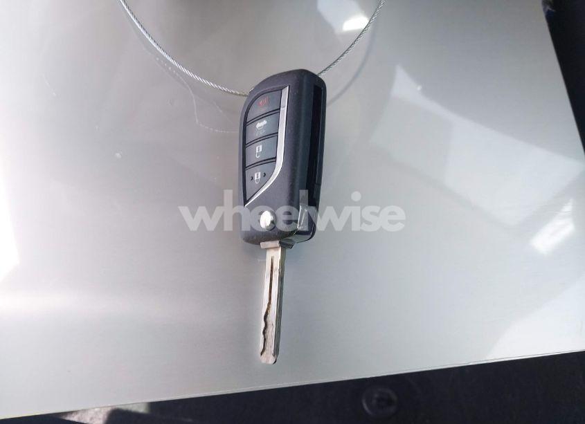 Photo 11 of 2020 Toyota Corolla LE (VIN 5YFEPRAE1LP006660)