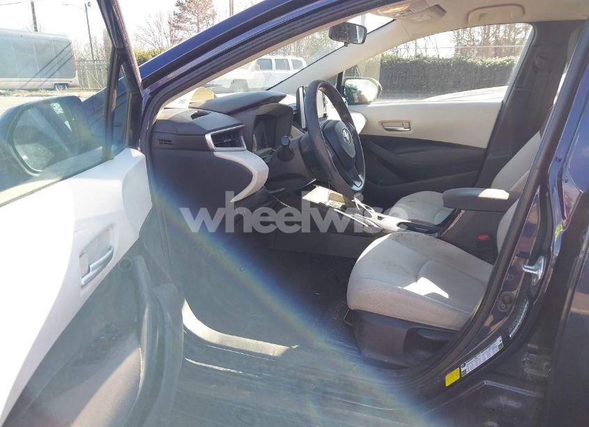 Photo 5 of 2020 Toyota Corolla LE (VIN 5YFEPRAE1LP044177)