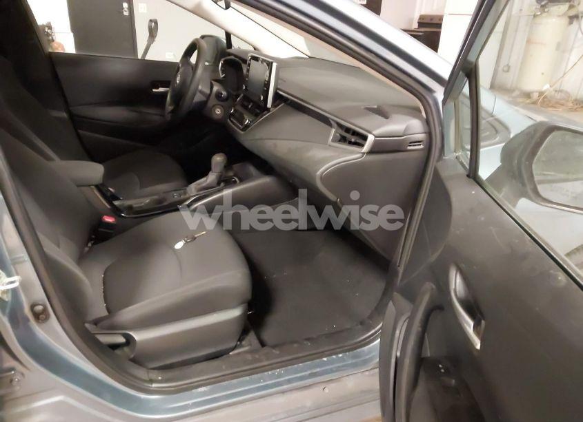 Photo 5 of 2020 Toyota Corolla LE (VIN 5YFEPRAE1LP051629)