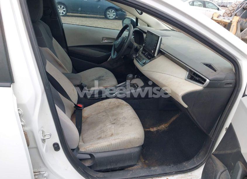 Photo 5 of 2020 Toyota Corolla LE (VIN 5YFEPRAE1LP061979)