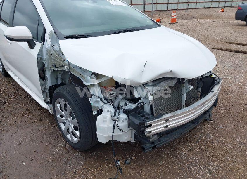 Photo 6 of 2020 Toyota Corolla LE (VIN 5YFEPRAE1LP061979)