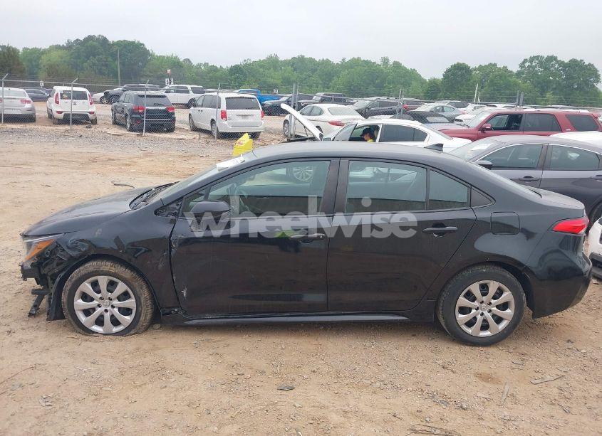 Photo 14 of 2020 Toyota Corolla LE (VIN 5YFEPRAE1LP066681)