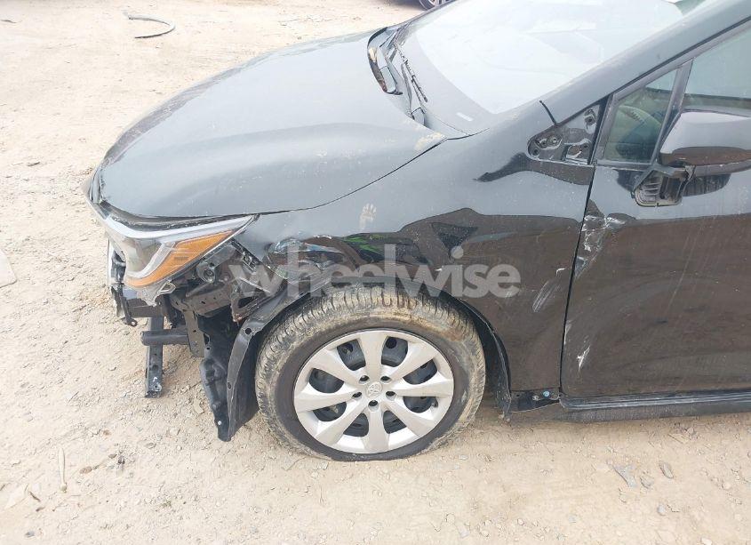 Photo 6 of 2020 Toyota Corolla LE (VIN 5YFEPRAE1LP066681)