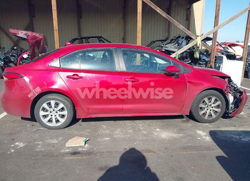 Photo 13 of 2020 Toyota Corolla LE (VIN 5YFEPRAE1LP076708)