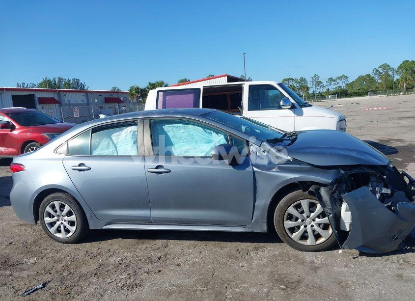 Photo 14 of 2020 Toyota Corolla LE (VIN 5YFEPRAE1LP083285)