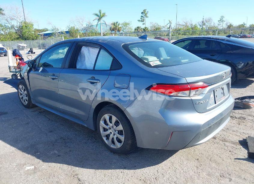 Photo 3 of 2020 Toyota Corolla LE (VIN 5YFEPRAE1LP083285)