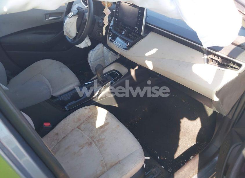 Photo 5 of 2020 Toyota Corolla LE (VIN 5YFEPRAE1LP083285)