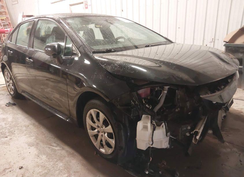 2020 Toyota Corolla LE (VIN 5YFEPRAE1LP084260) main photo