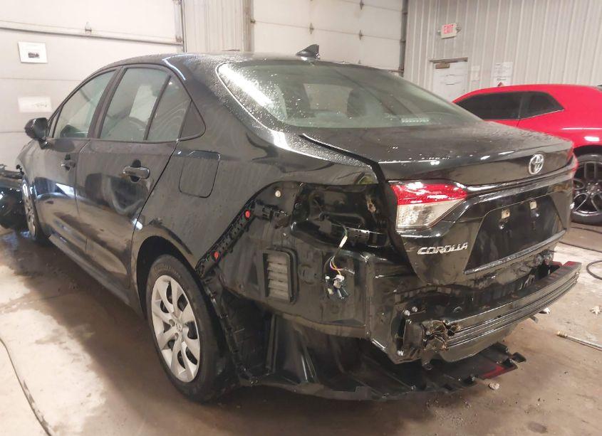 Photo 3 of 2020 Toyota Corolla LE (VIN 5YFEPRAE1LP084260)