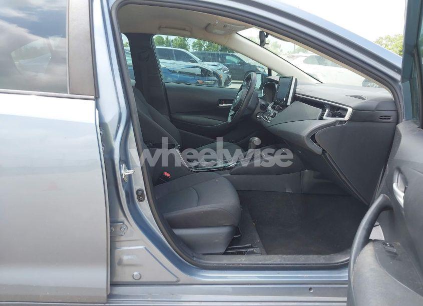 Photo 5 of 2020 Toyota Corolla LE (VIN 5YFEPRAE1LP084405)