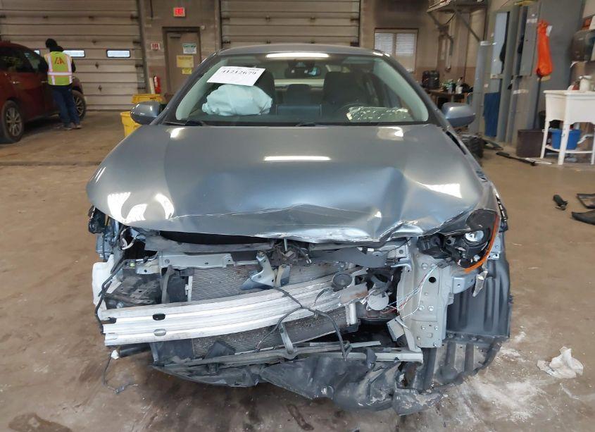 Photo 13 of 2020 Toyota Corolla LE (VIN 5YFEPRAE2LP015920)