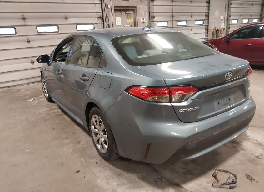 Photo 3 of 2020 Toyota Corolla LE (VIN 5YFEPRAE2LP015920)