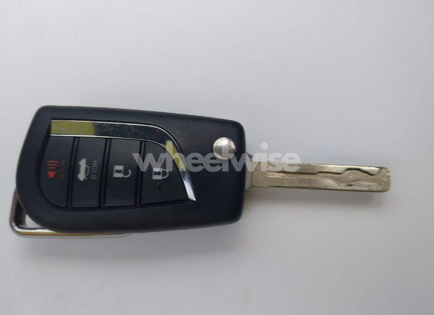 Photo 11 of 2020 Toyota Corolla LE (VIN 5YFEPRAE2LP021832)