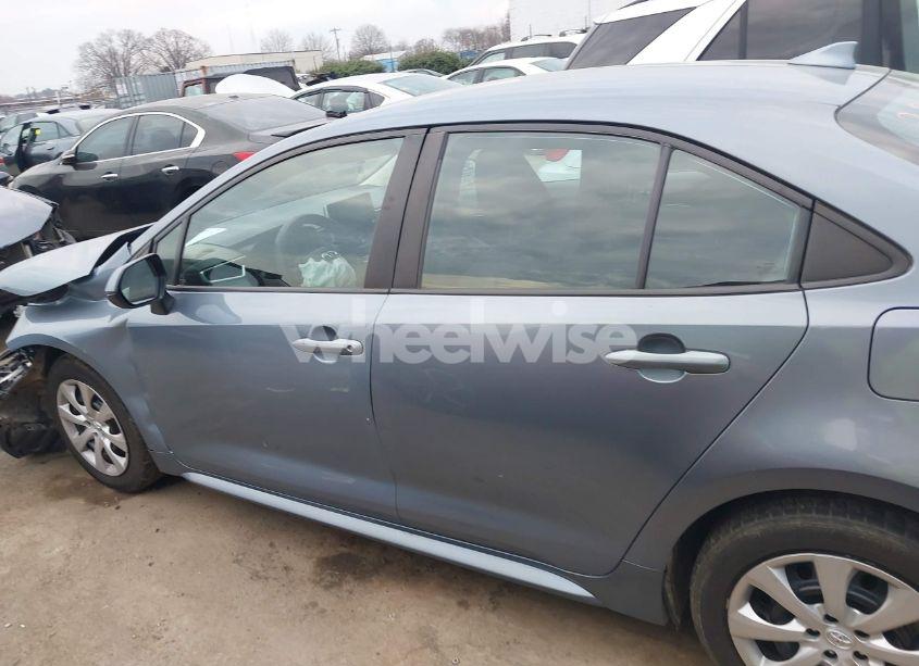 Photo 14 of 2020 Toyota Corolla LE (VIN 5YFEPRAE2LP021832)