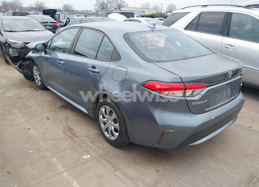Photo 3 of 2020 Toyota Corolla LE (VIN 5YFEPRAE2LP021832)