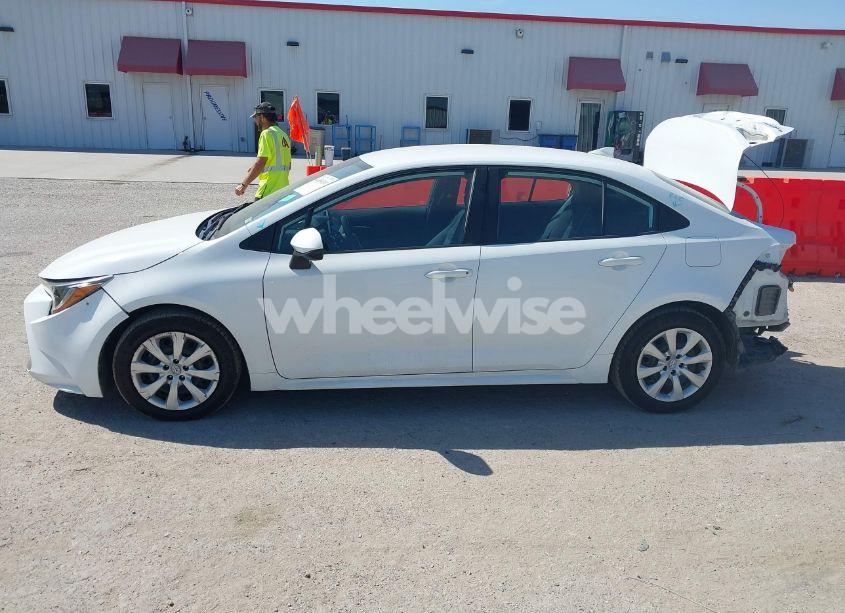Photo 14 of 2020 Toyota Corolla LE (VIN 5YFEPRAE2LP023693)