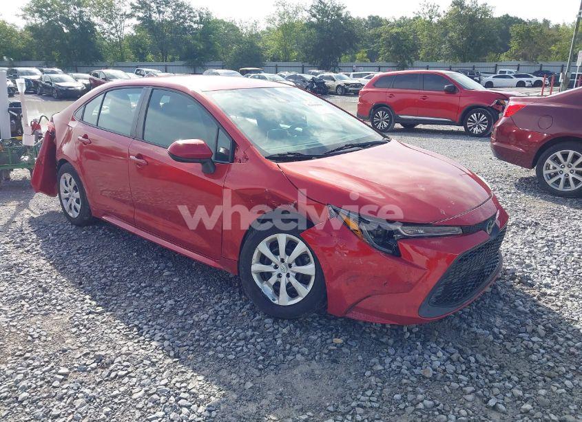 2020 Toyota Corolla LE (VIN 5YFEPRAE2LP060369) main photo