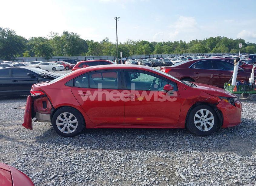 Photo 13 of 2020 Toyota Corolla LE (VIN 5YFEPRAE2LP060369)