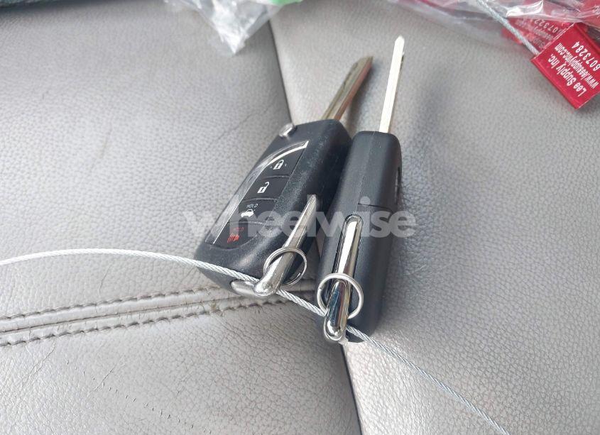 Photo 11 of 2020 Toyota Corolla LE (VIN 5YFEPRAE2LP063370)