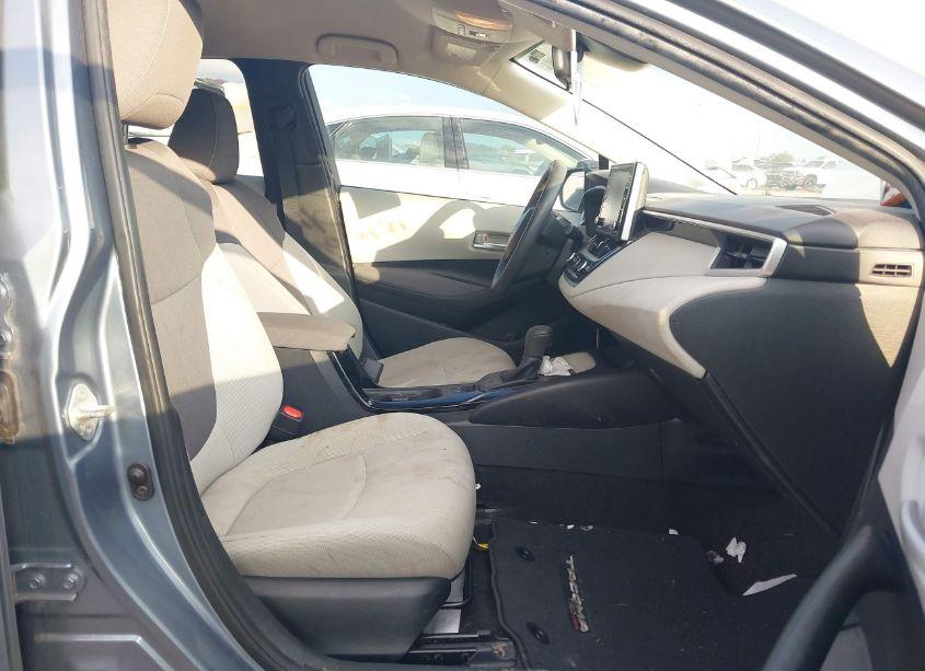 Photo 5 of 2020 Toyota Corolla LE (VIN 5YFEPRAE2LP076572)