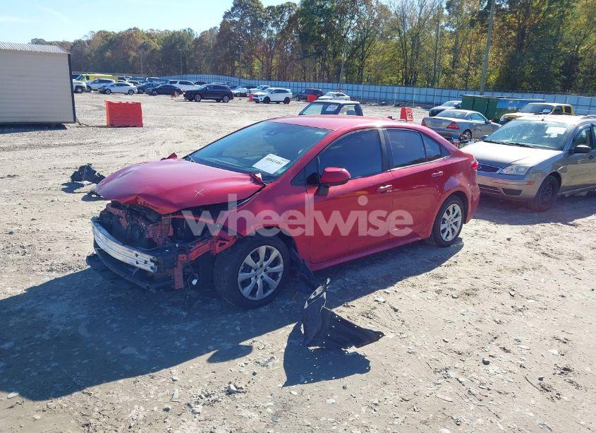 Photo 2 of 2020 Toyota Corolla LE (VIN 5YFEPRAE2LP081867)